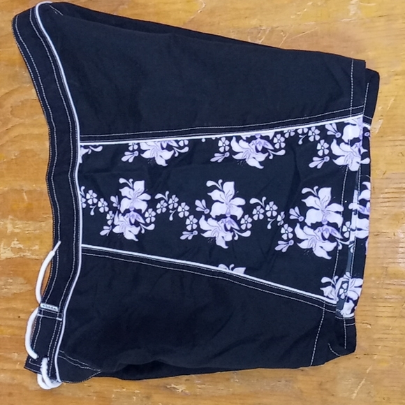 Donna Nicole shorts - Picture 7 of 8